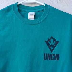 UNCW SEAHAWKS Teal Short Sleeve T-shirt - Size Small OR Child EUC